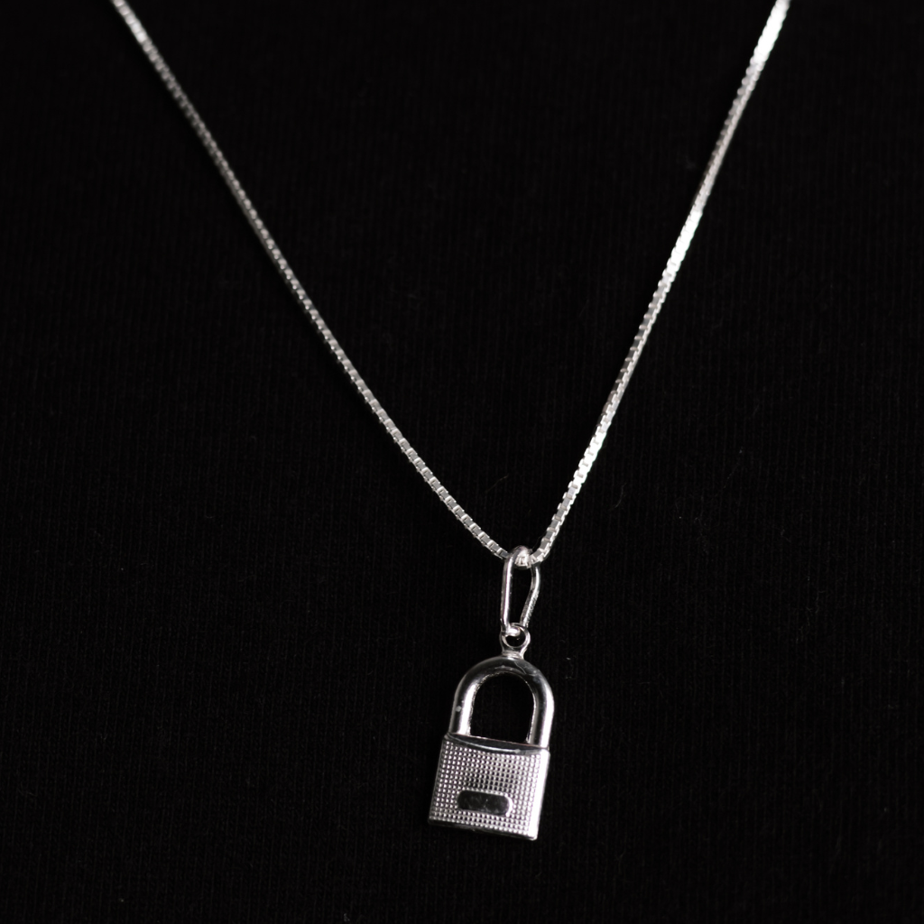 Pingente em Prata 925 - Cadeado