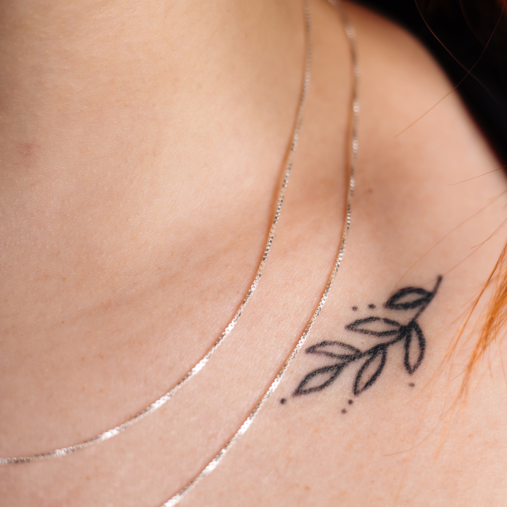 Corrente Feminina em Prata - Veneziana