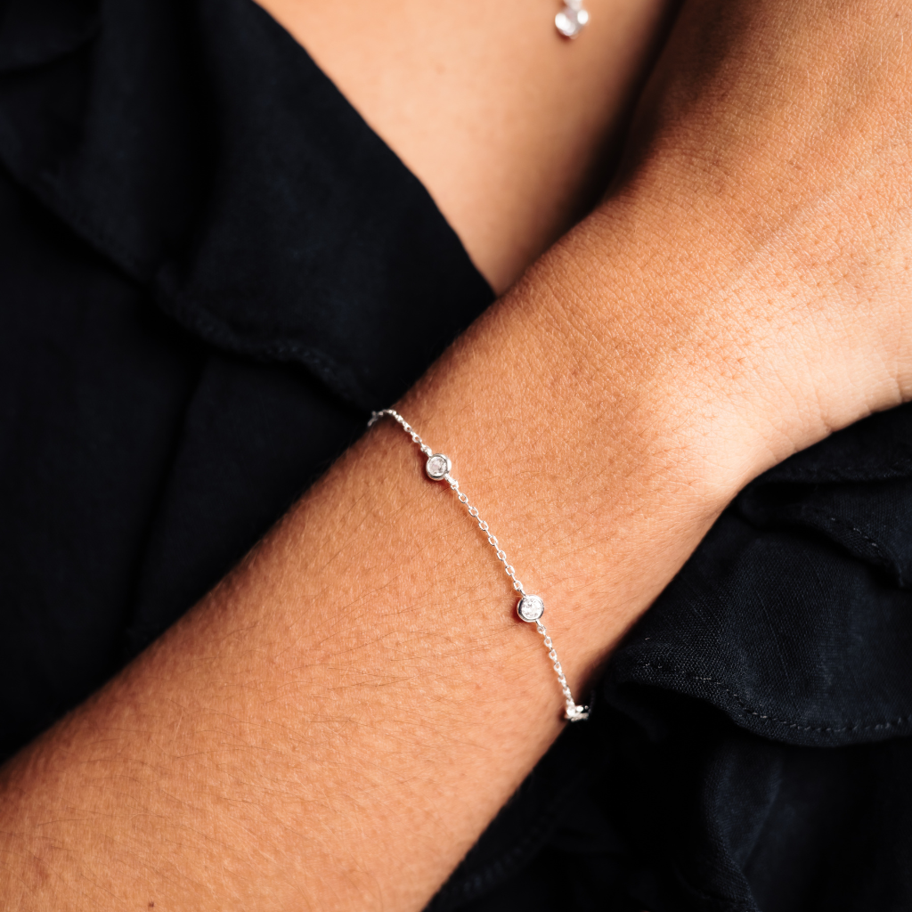 Pulseira Feminina em Prata - 5 Pontos de Luz