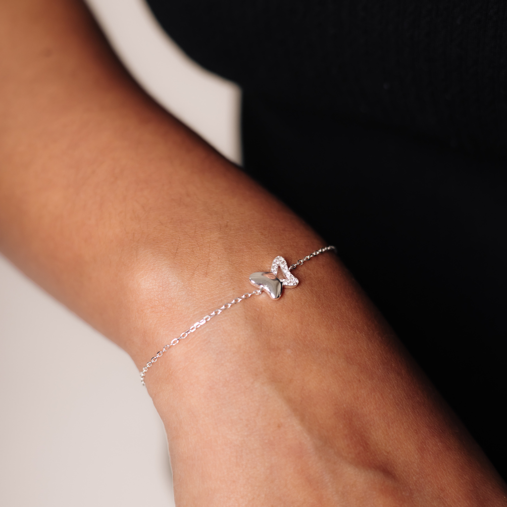 Pulseira Feminina em Prata - Borboleta Cravejada