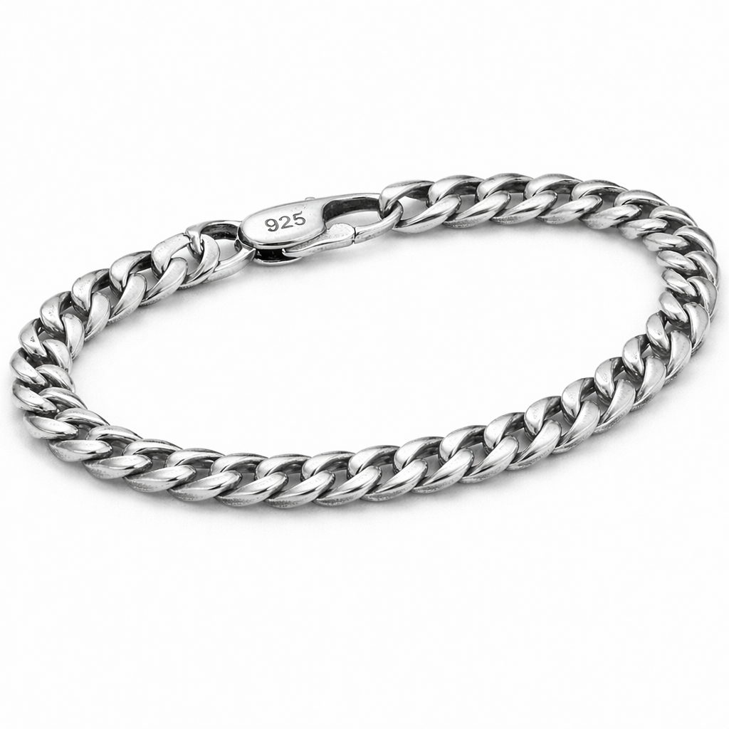 Como limpar corrente de prata em casa (sem danificar)