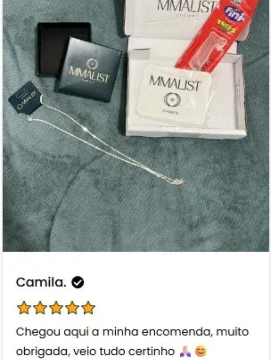 Cliente usando uma joia MMALIST