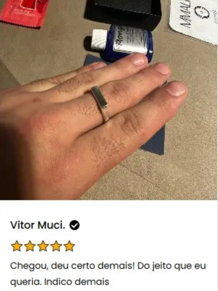 Cliente usando uma joia MMALIST