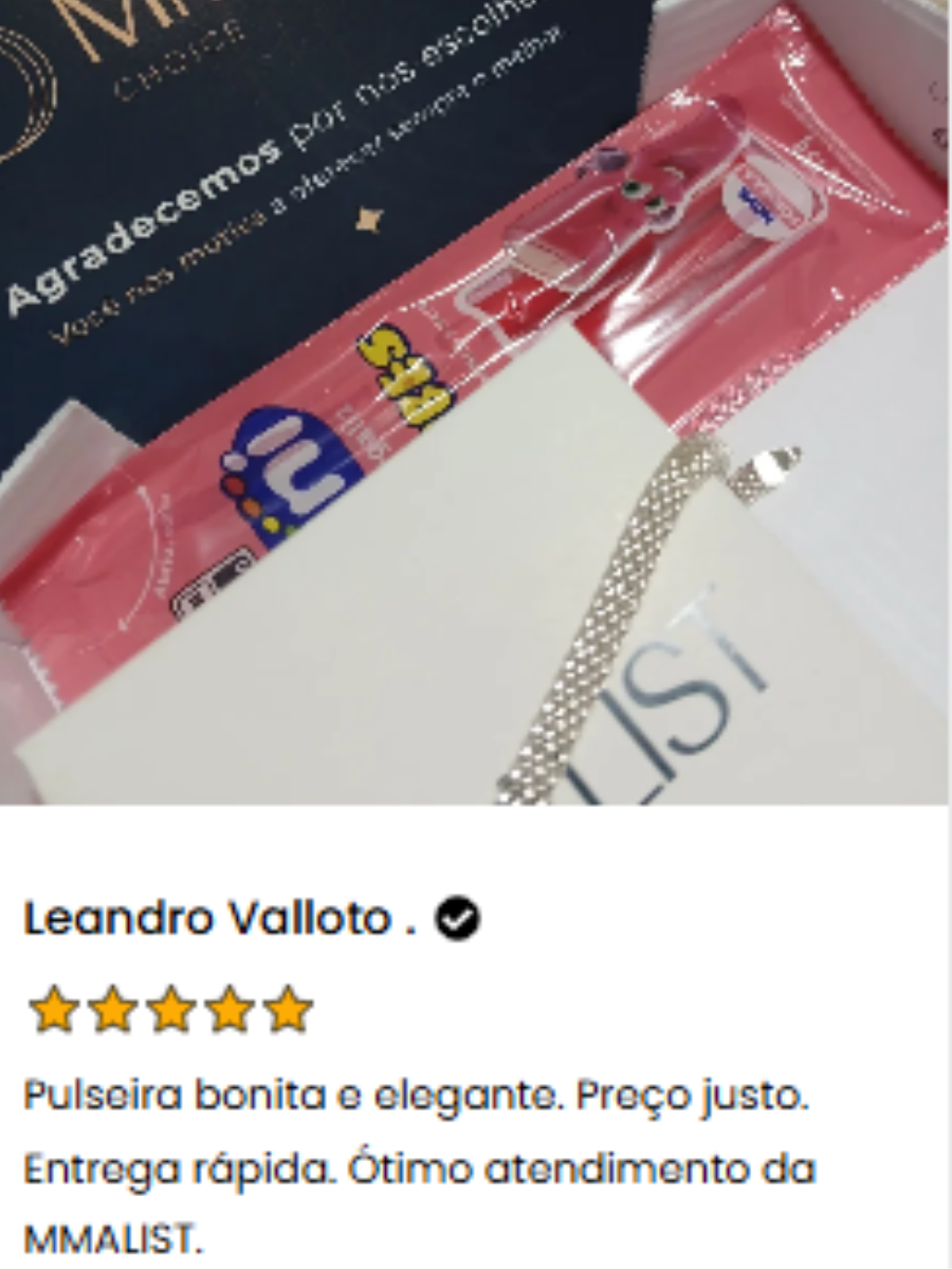 Cliente usando uma joia MMALIST