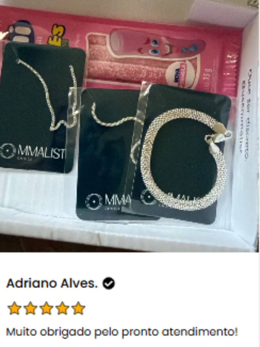 Cliente usando uma joia MMALIST