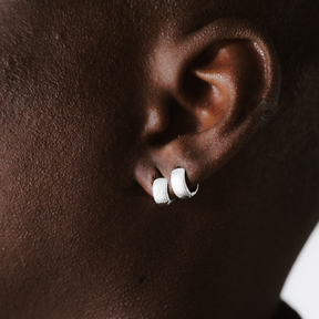 Brinco em Prata 925 - Argola Diamantada Trabalhada