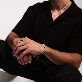 Pulseira em Prata 925 - 5 Trevos Ônix