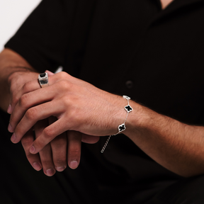 Pulseira em Prata 925 - 5 Trevos Ônix