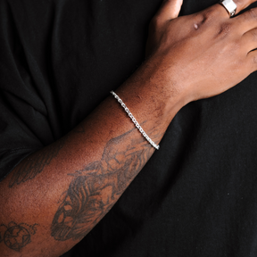 Pulseira em Prata 925 - Cadeado 4mm