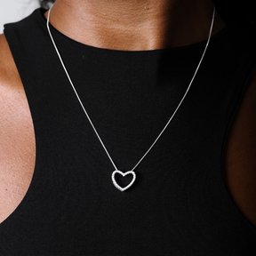 Colar Feminino em Prata - Coração Vazado