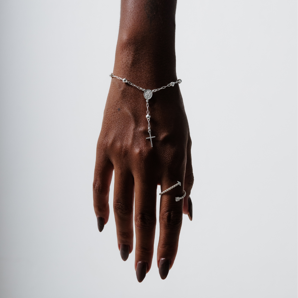 Anel Feminino em Prata - Ponto de Luz Regulável