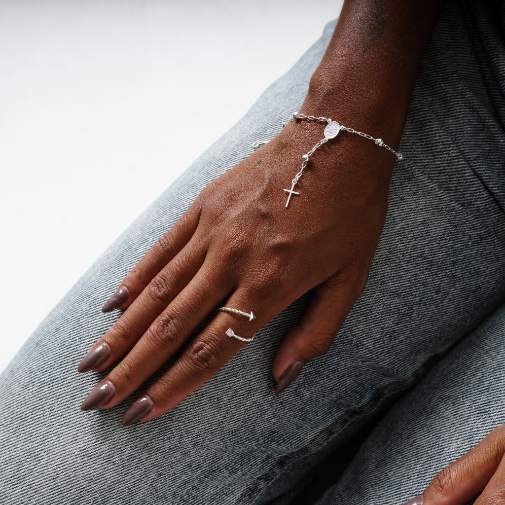 Anel Feminino em Prata - Ponto de Luz Regulável