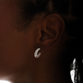 Brinco Feminino em Prata - Meia Argola