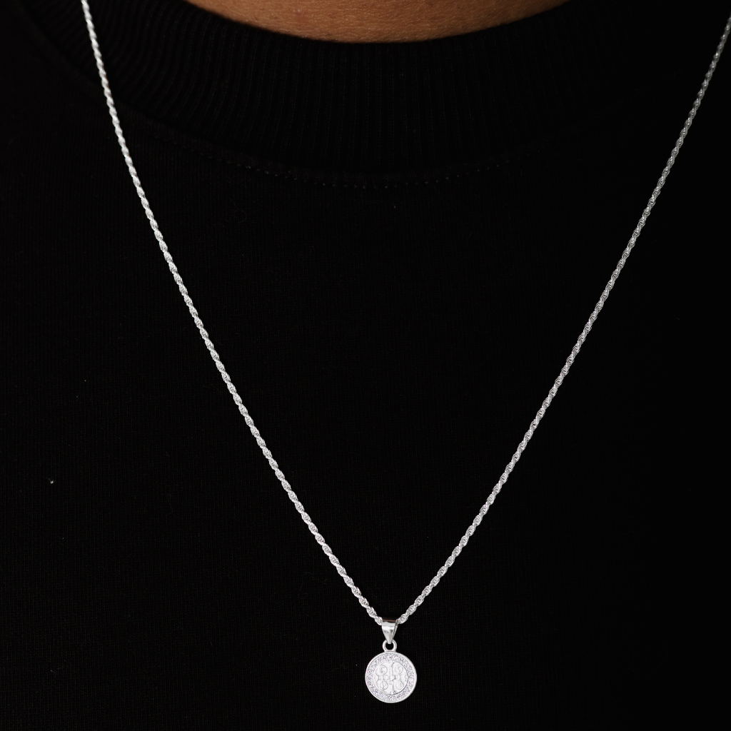 Colar em Prata 925 - Cordão Baiano com São Bento Cravejado