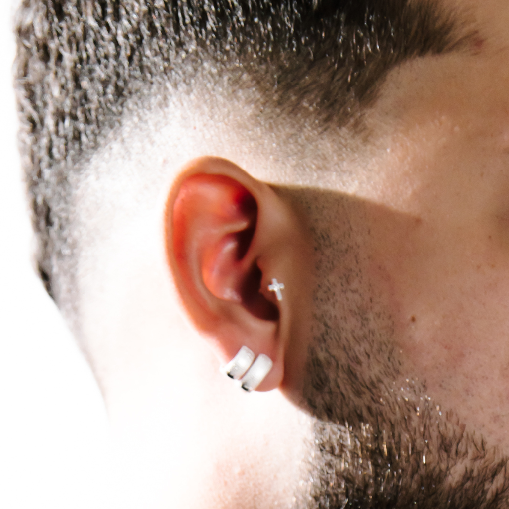 Piercing em Prata 925 - Cruz