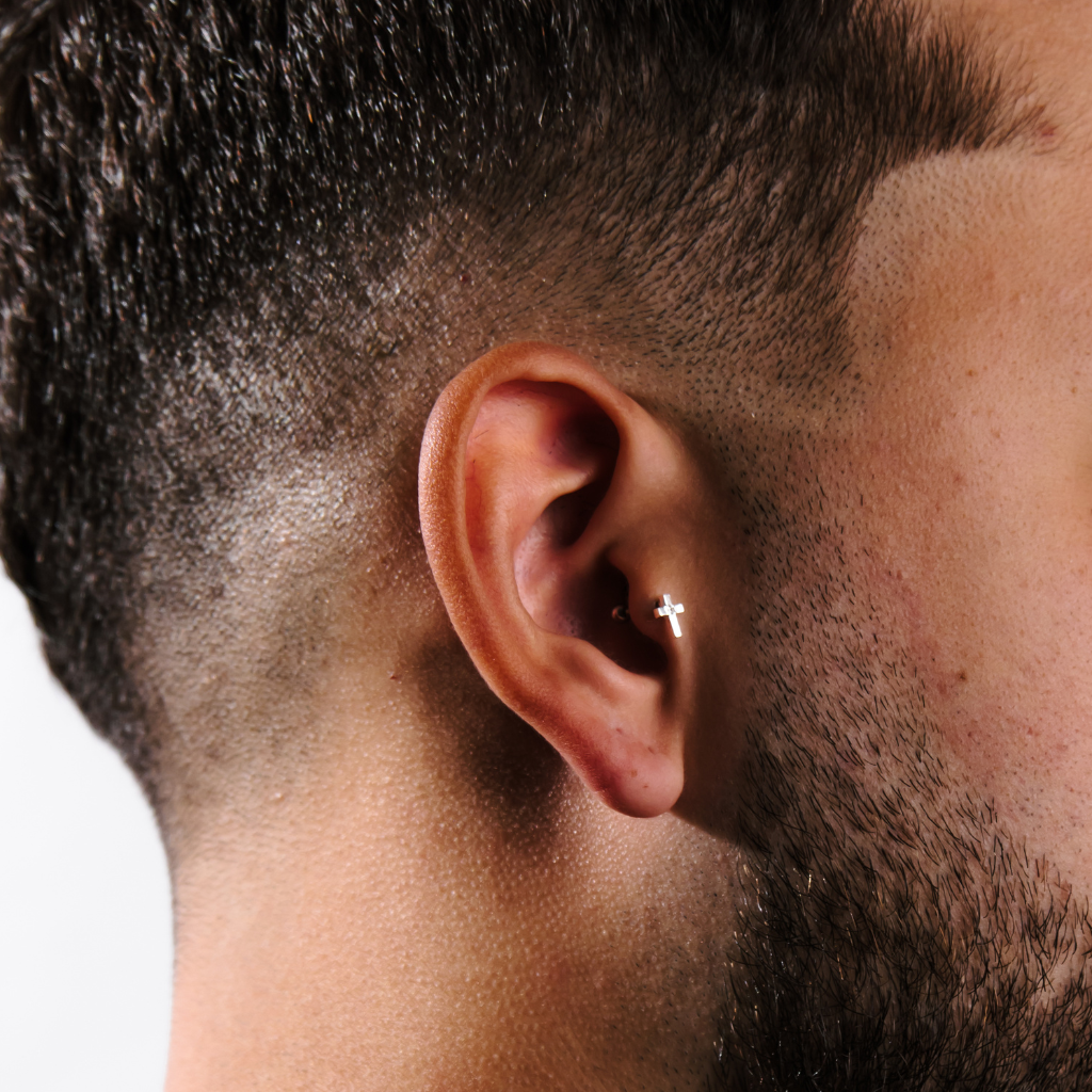 Piercing em Prata 925 - Cruz